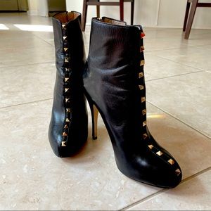 Valentino Rockstud Booties (fits like a size 9)